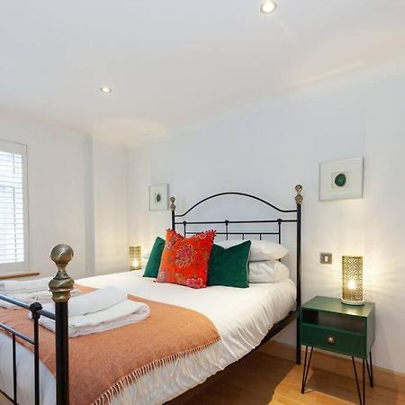 Apartment In The Heart Of The City Centre, Live Like A Local Oxford Exterior photo