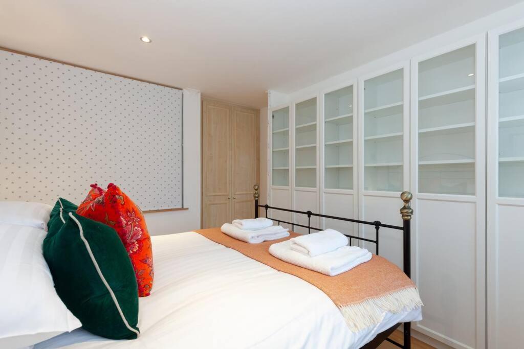 Apartment In The Heart Of The City Centre, Live Like A Local Oxford Exterior photo