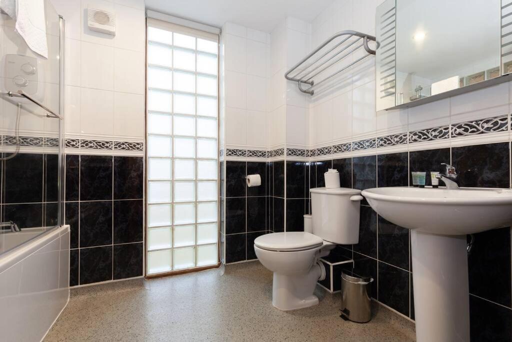 Apartment In The Heart Of The City Centre, Live Like A Local Oxford Exterior photo